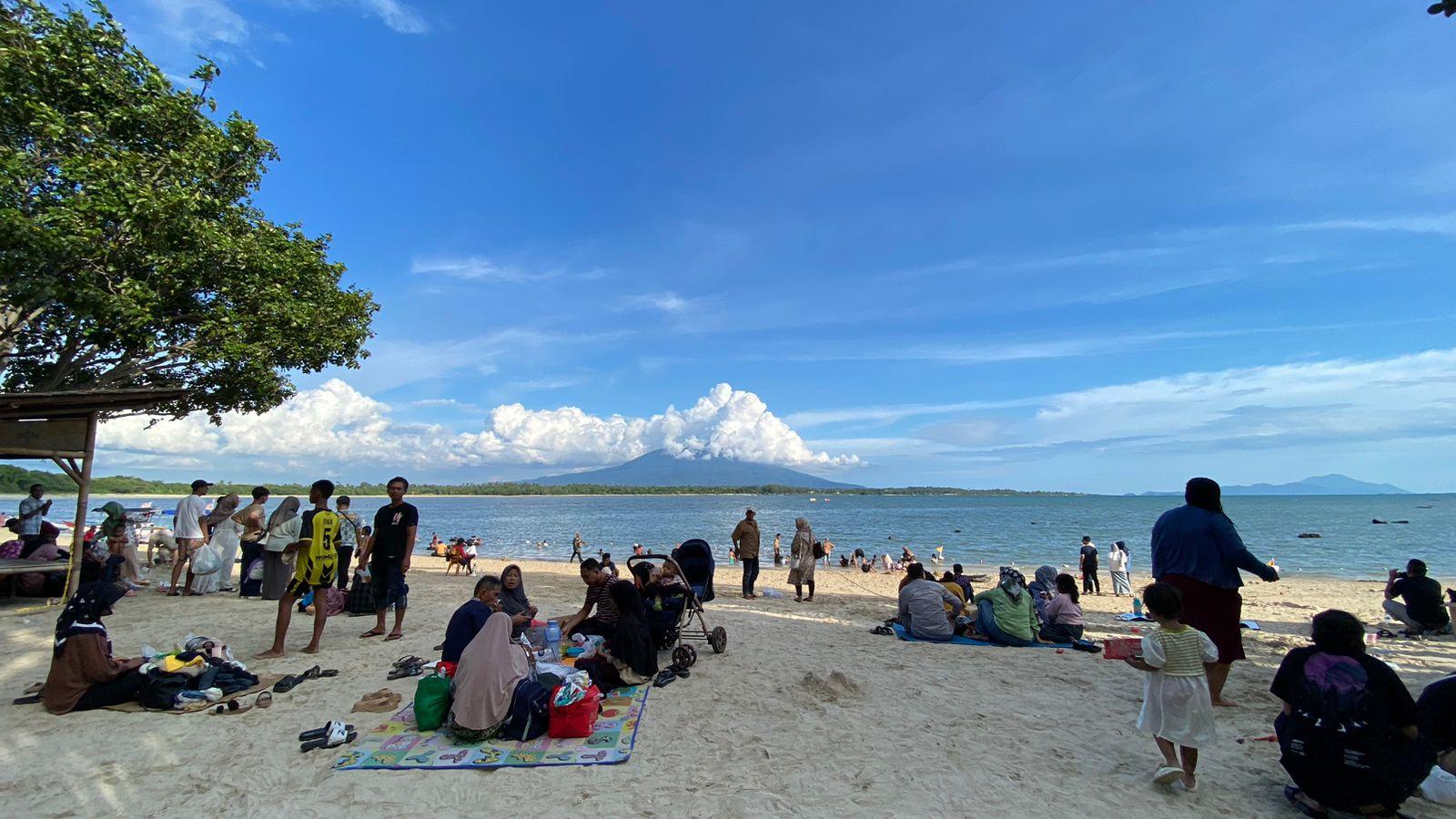 Bagus Beach Walk Gulirkan Paket Gathering, Seru Nih Sudah Include Lunch Box hingga Pendopo