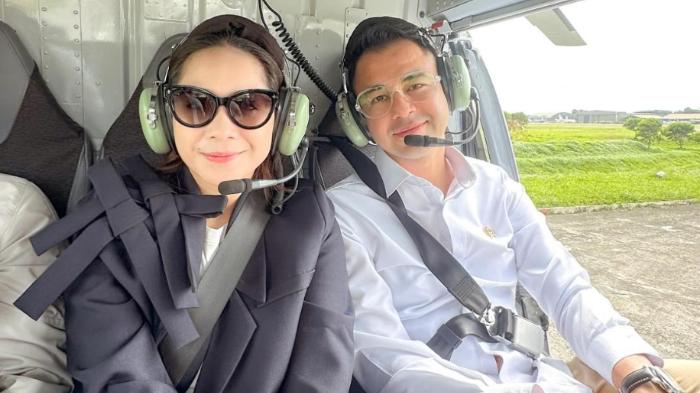 Raffi-Ahmad-dan-Nagita-Slavina-naik-helikopter.jpg