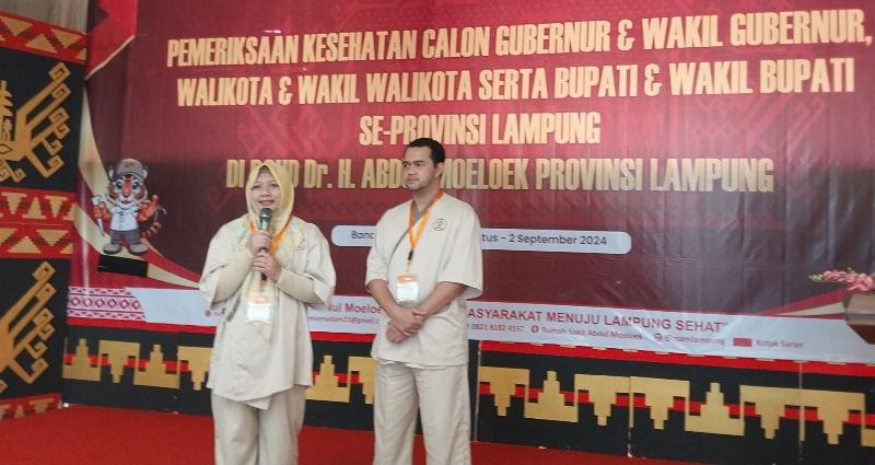 Ririn-Kuswantari-dan-Wiriawan-saat-tes-kesehatan-pilkada-2024.jpg