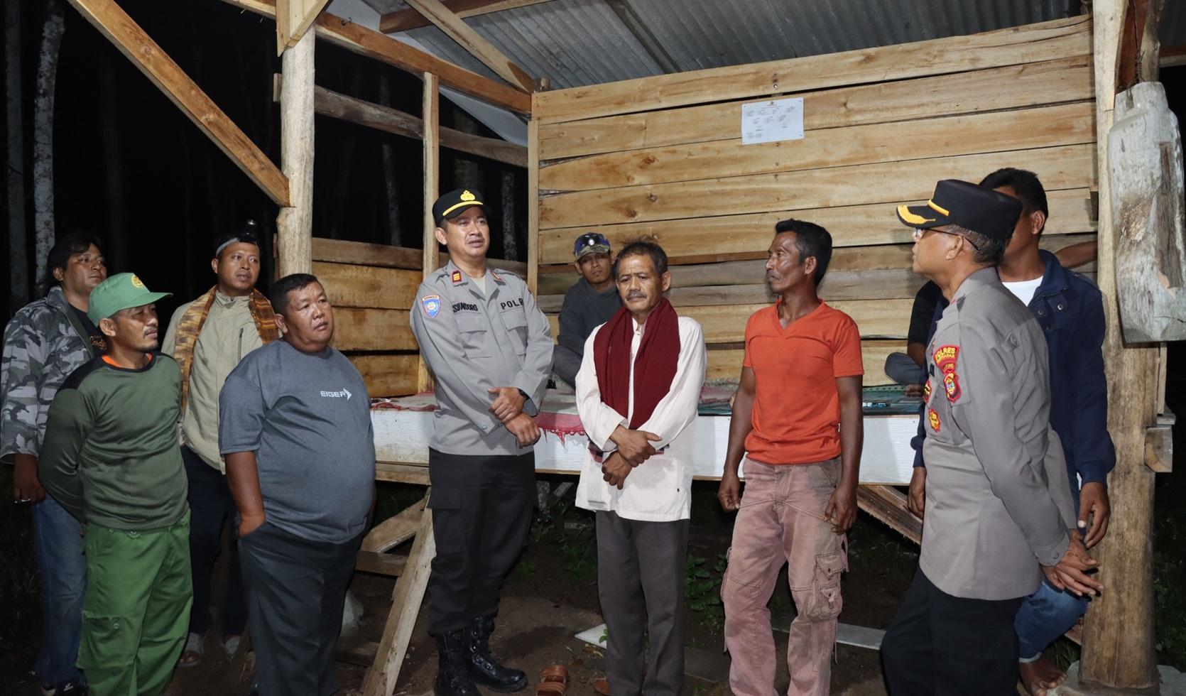 SAMBANG-POS-KAMLING-Wakapolres-Way-Kanan-45.jpg