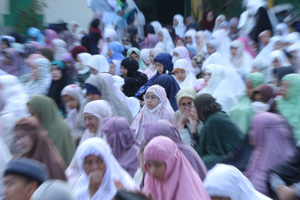 Ribuan Warga Muhammadiyah Salat Idul Fitri di Labuhan Ratu Bandar Lampung - Salat-Idul-Fitri-Muhammadiyah-3.jpg