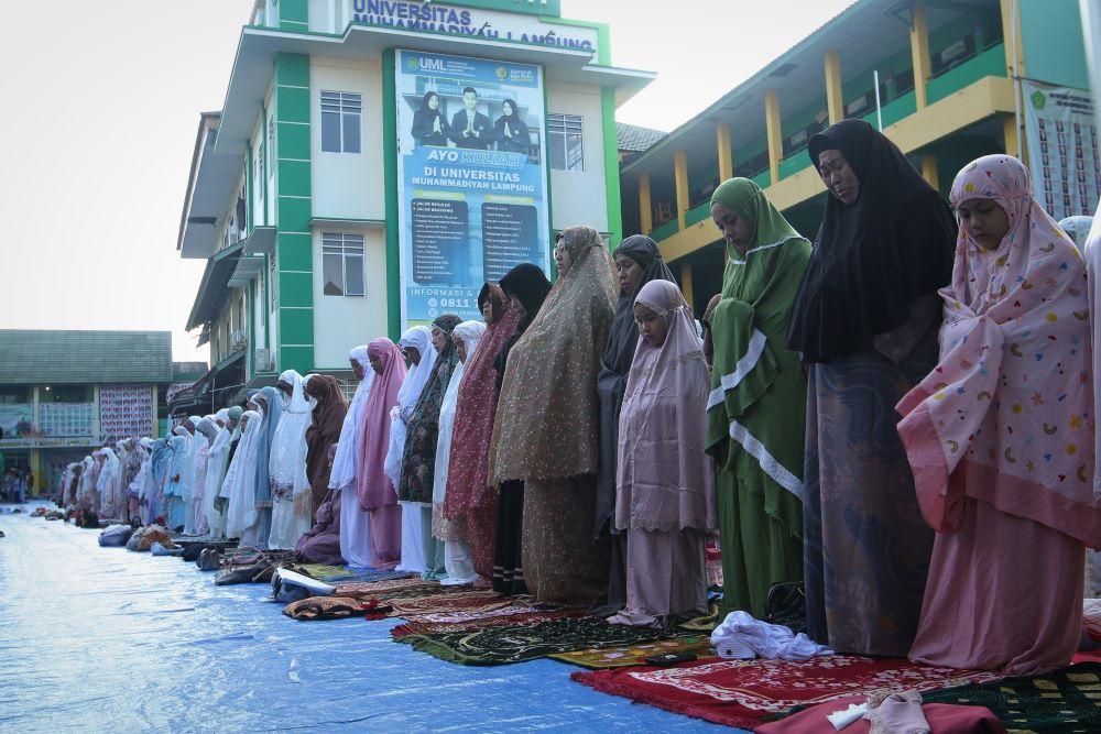 Ribuan Warga Muhammadiyah Salat Idul Fitri di Labuhan Ratu Bandar Lampung - Salat-Idul-Fitri-Muhammadiyah-8.jpg