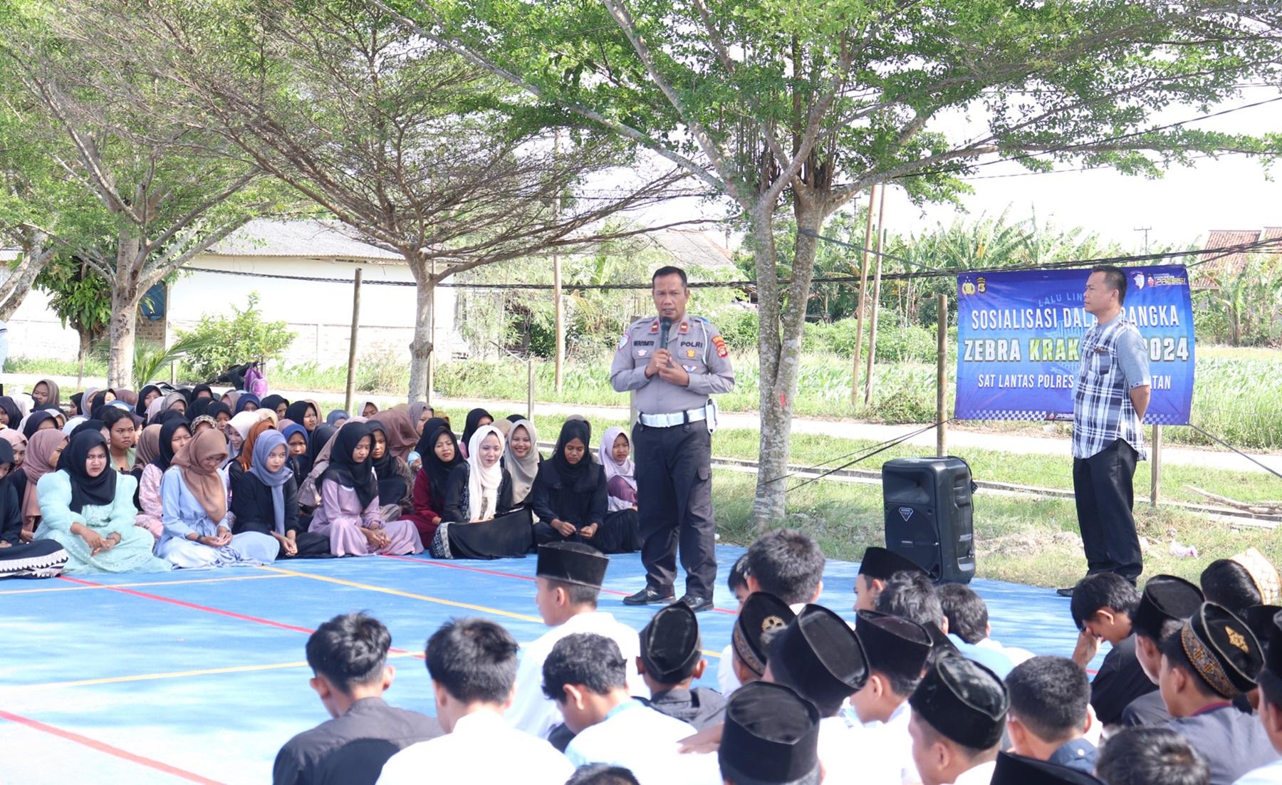 Satlantas Polres Lampung Selatan Polda Lampung Sosialisasi Ops Zebra Krakatau di SMKN 1 Way Panji