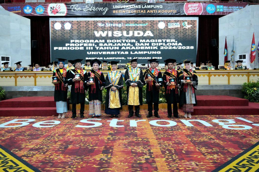 Unila Wisuda 717 Mahasiswanya, Total Ada 137.592 Lulusan hingga Januari 2025