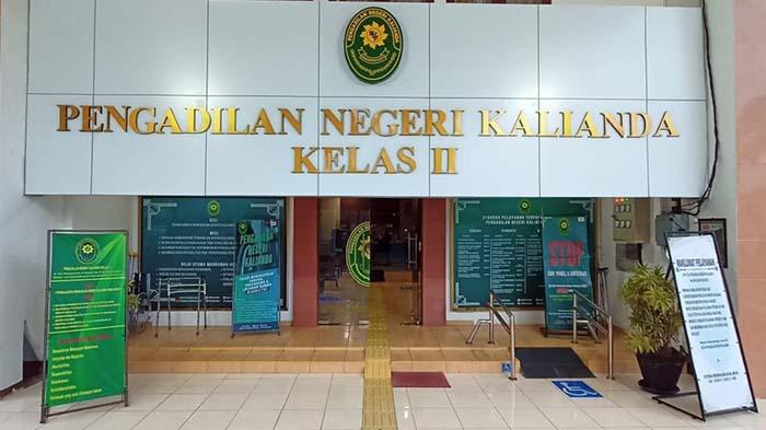 Sidang-Perdana-Kasus-Ijazah-Palsu-Anggota-DPRD.jpg