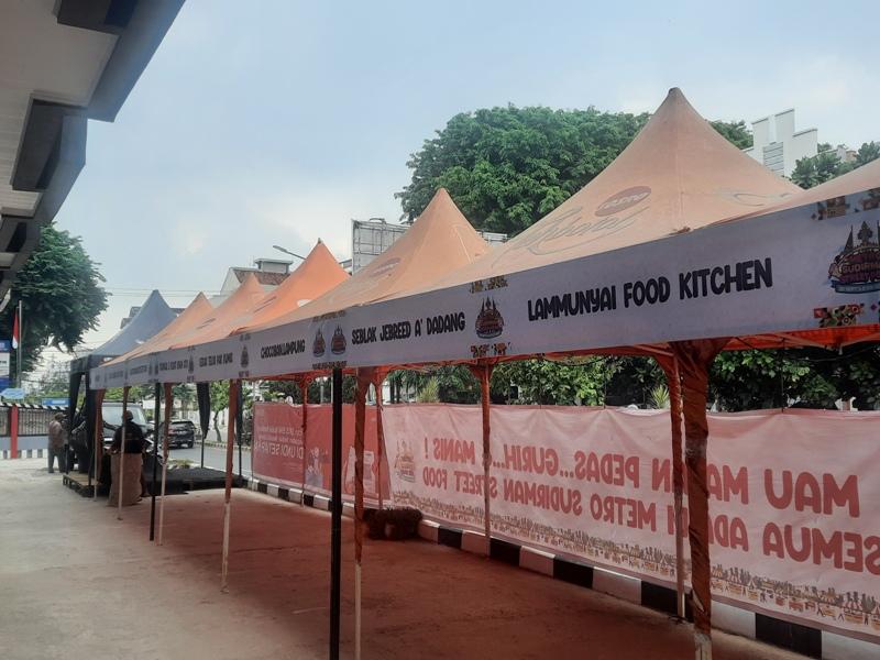 Stan-UMKM-Metro-Sudirman-Street-Food.jpg