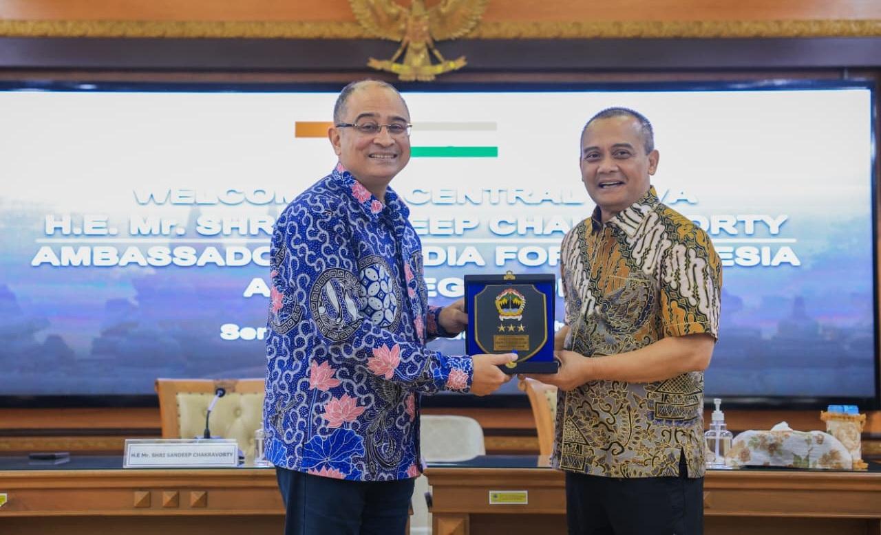 TAWARI-INVESTASI-Gubernur-Jateng-Ahmad-Luthfi-455.jpg