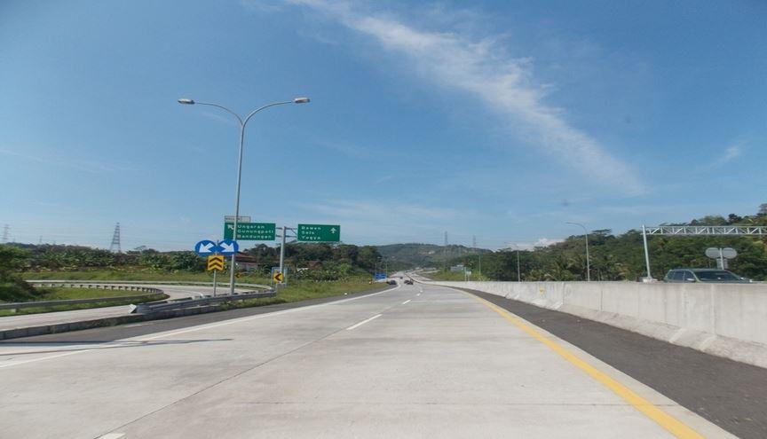 Tarif-Tol-Semarang-Tegal-2023-Terbaru-Untuk-Semua-Golongan-Kendaraan.jpg