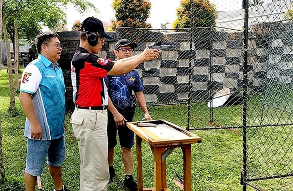Taufik-Hidayat-saat-penutupan-Shooting-Training-Camp-II.jpg