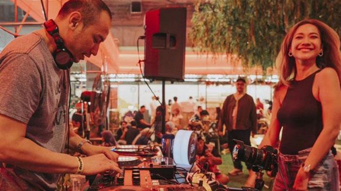 Tiko Aryawardhana Nge-DJ Bareng BCL, Dibandingkan dengan Ashraf Sinclair