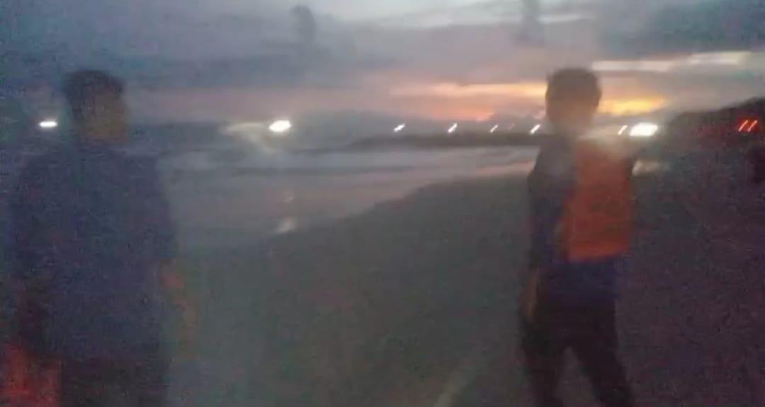 Tim-SAR-gabungan-masih-mencari-Dika-Gunawan-pengunjung-yang-tenggelam.jpg