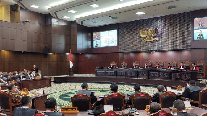 Tok! Hakim MK Tolak Gugatan Sengketa Pilpres 2024 yang Diajukan Anies-Cak Imin