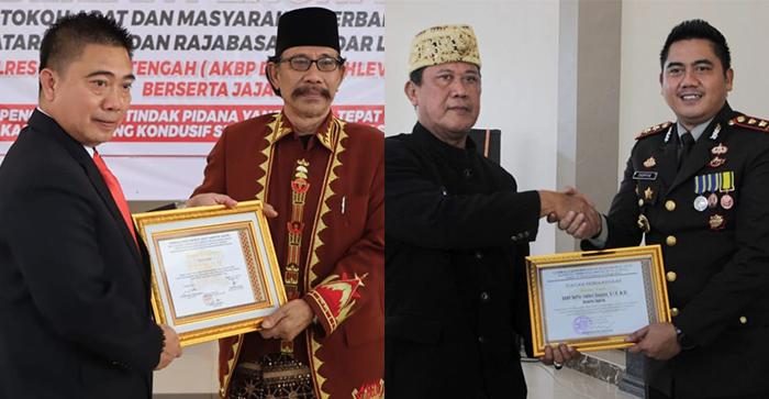 Dinilai Berhasil, Tokoh Adat Ramai-ramai Beri Penghargaan Polres Lampung Tengah