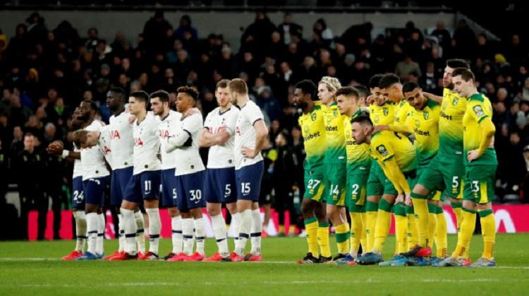 Tottenham-Arsenal Berebut Tiket Liga Champions, Burnley-Leeds Berjuang dari Degradasi