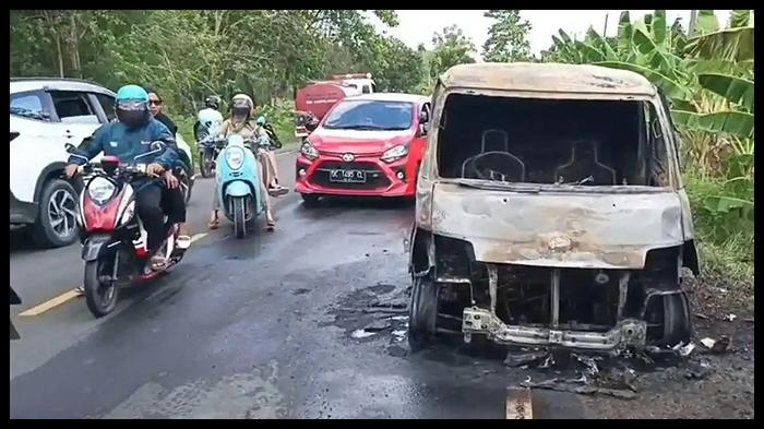 Uang-BNI-Rp4-Miliar-Ludes-Terbakar-Bersama-Mobil-Sopir-Api-Muncul-Tiba-tiba.jpg