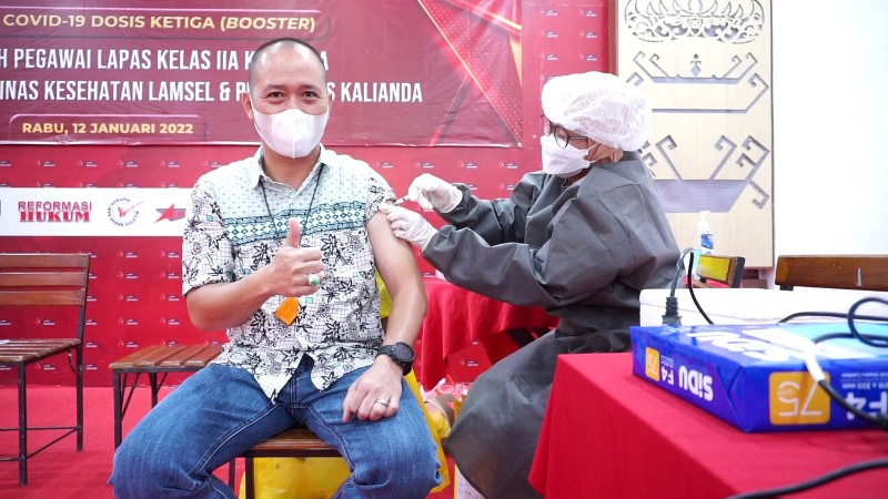 93 Petugas Lapas Kelas IIA Kalianda Divaksin Booster