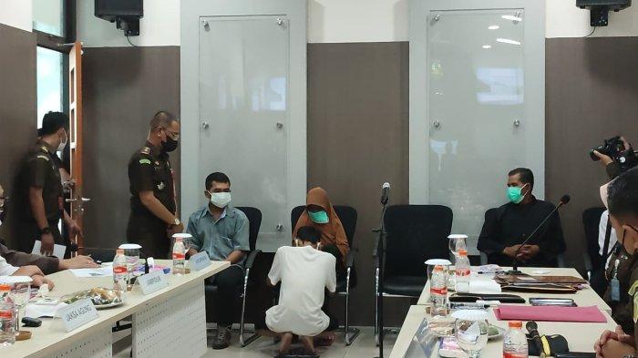 Viral Pelaku Pencurian Motor Majikan Menangis Saat Dibebaskan Kejaksaan