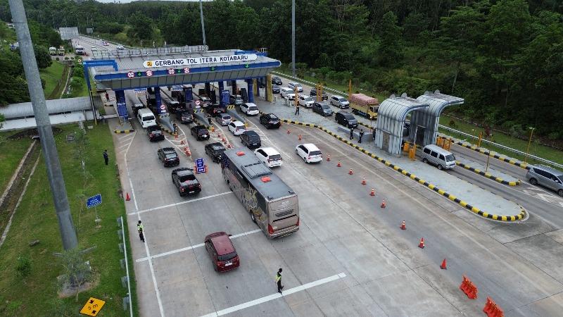 Volume Lalu Lintas Tol Bakter Meningkat 82 Persen selama Arus Mudik-Balik Lebaran 2026