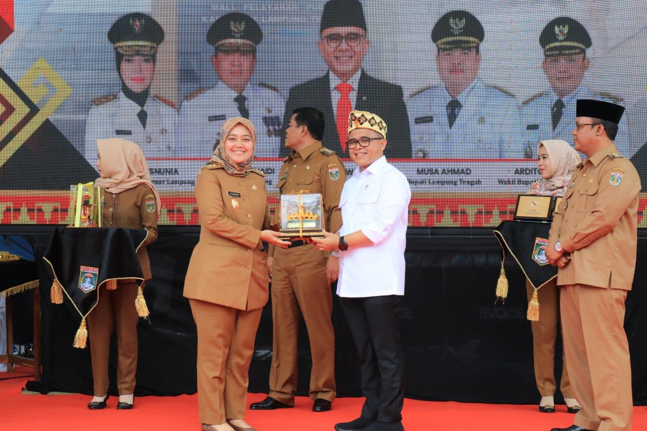 Wagub Chusnunia Saksikan Peresmian Mall Pelayanan Publik Lampung Tengah oleh Menpan-RB