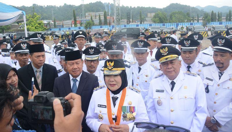 Wali-Kota-Bandar-Lampung-Eva-Dwiana-hari-pahlawan.jpg