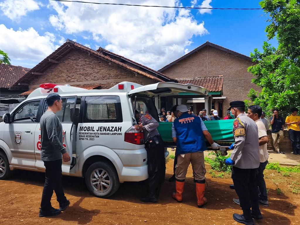Warga-Rajabasa-Bandar-Lampung-tewas-di-tangan-anak-kandungnya.jpg