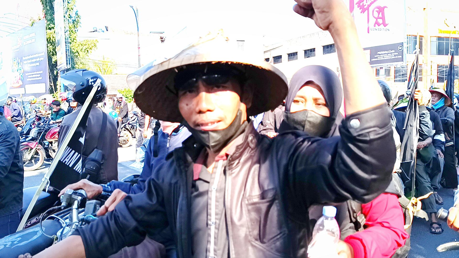 Warga Desa Kota Batu Menuju Sendang Baru Minta Diperhatikan Akses Jalan