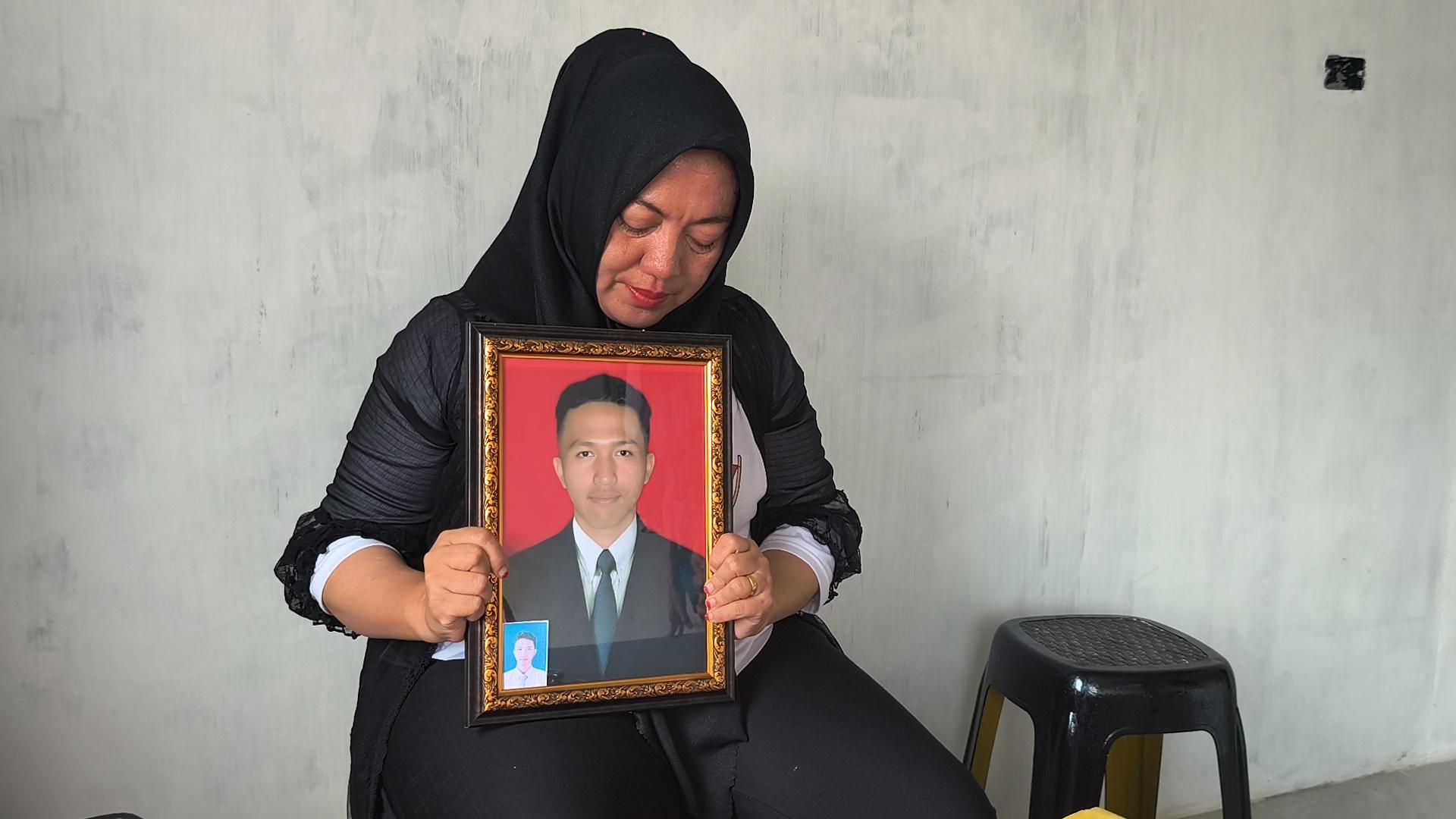 Ibunda Pratama Minta Tersangka Kasus Diksar Maut Unila Dihukum Berat