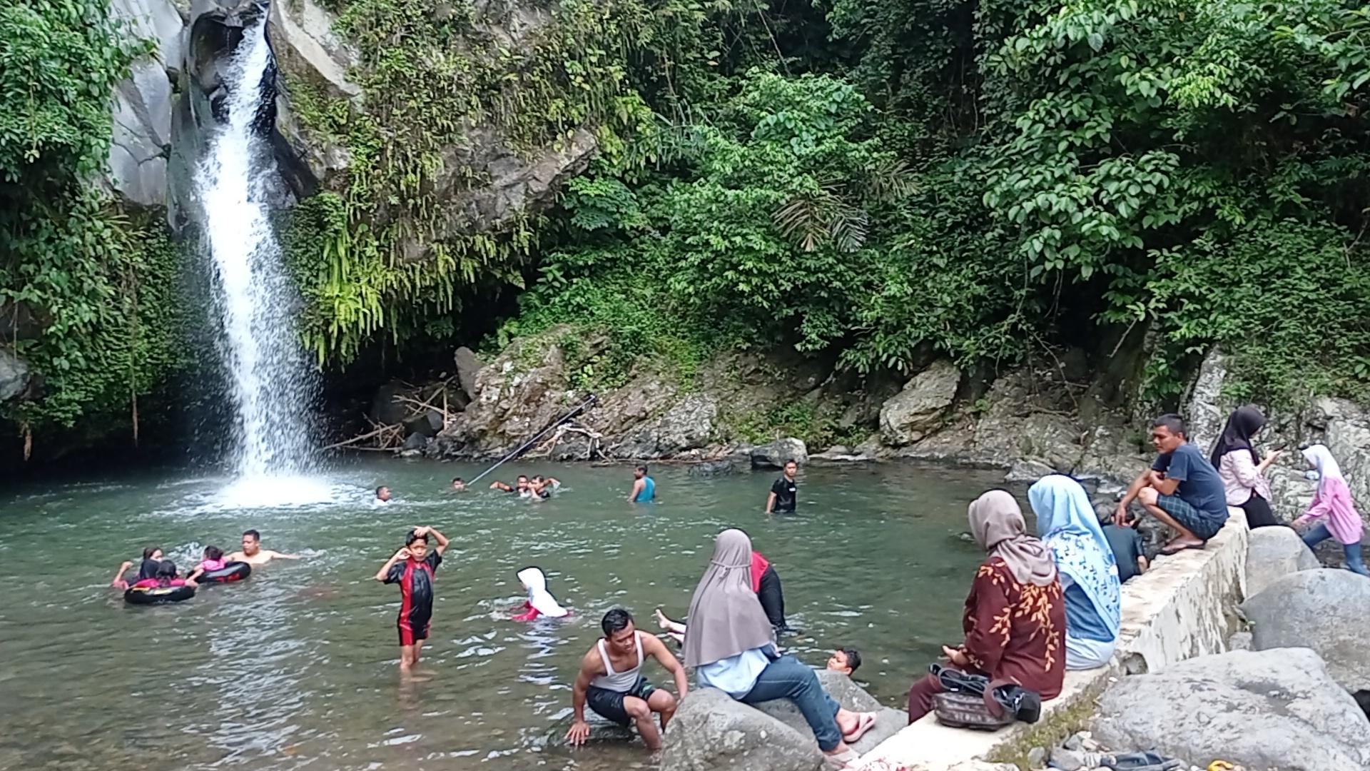 Wisata-alam-Air-Terjun-Way-Lalaan-44.jpg