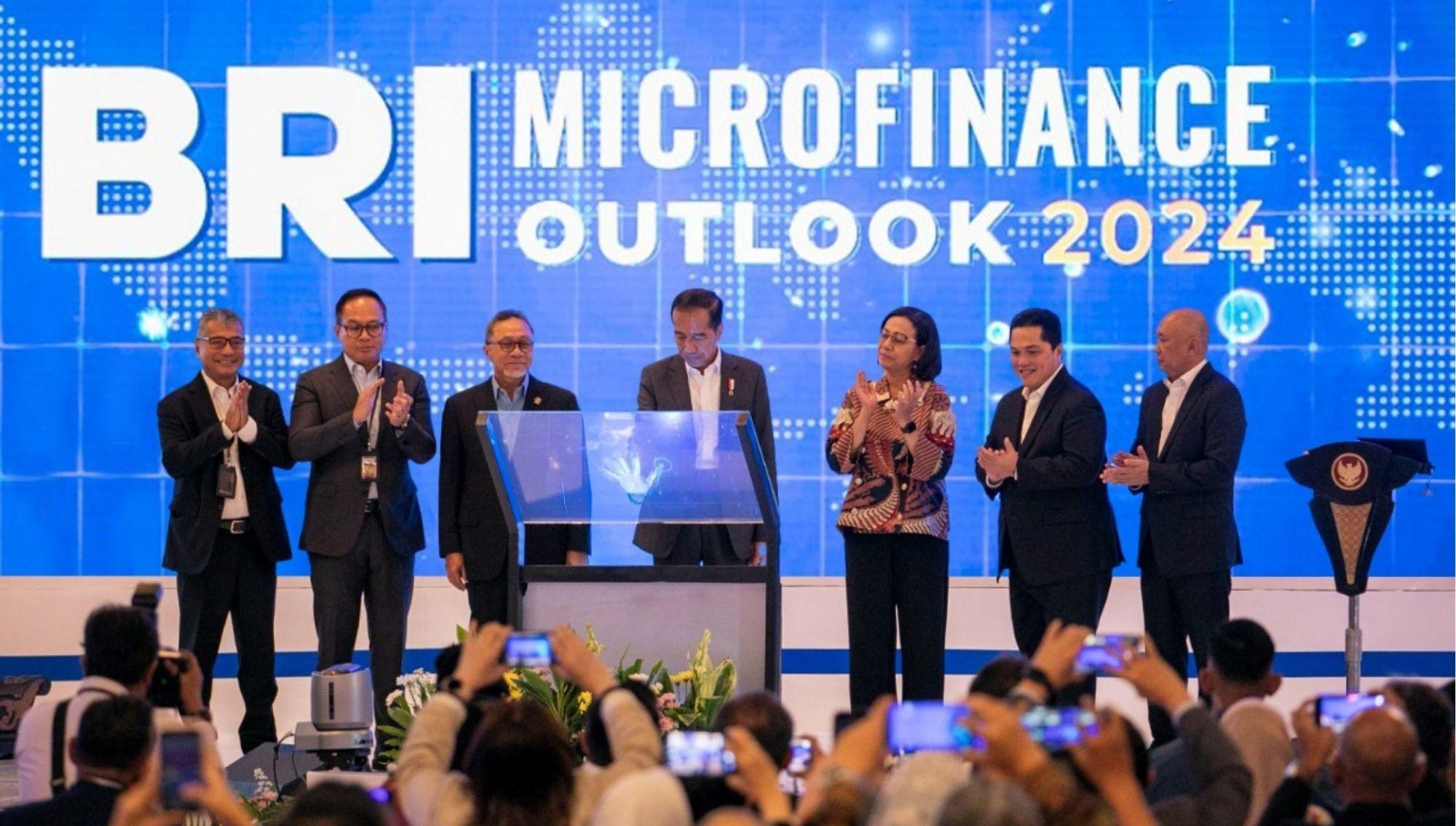 Jokowi Puji BRI Dorong Pertumbuhan Ekonomi Lewat Inklusi Keuangan di BRI Microfinance Outlook 2024