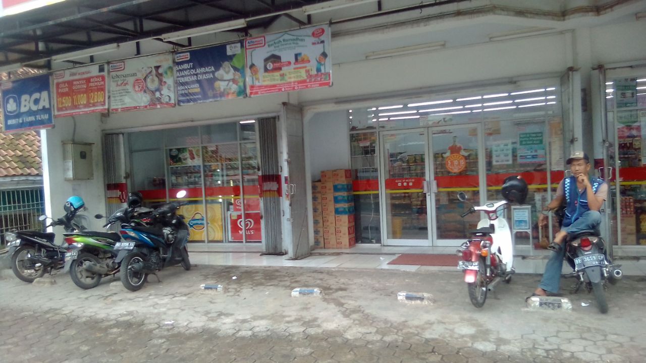 alfamart-hayam-wuruk_20180525_145813.jpg