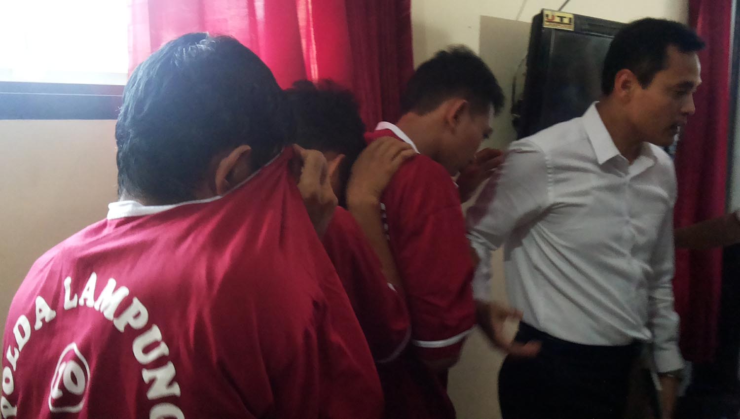 anggota-sindikat-jual-beli-orok3_20160411_134019.jpg