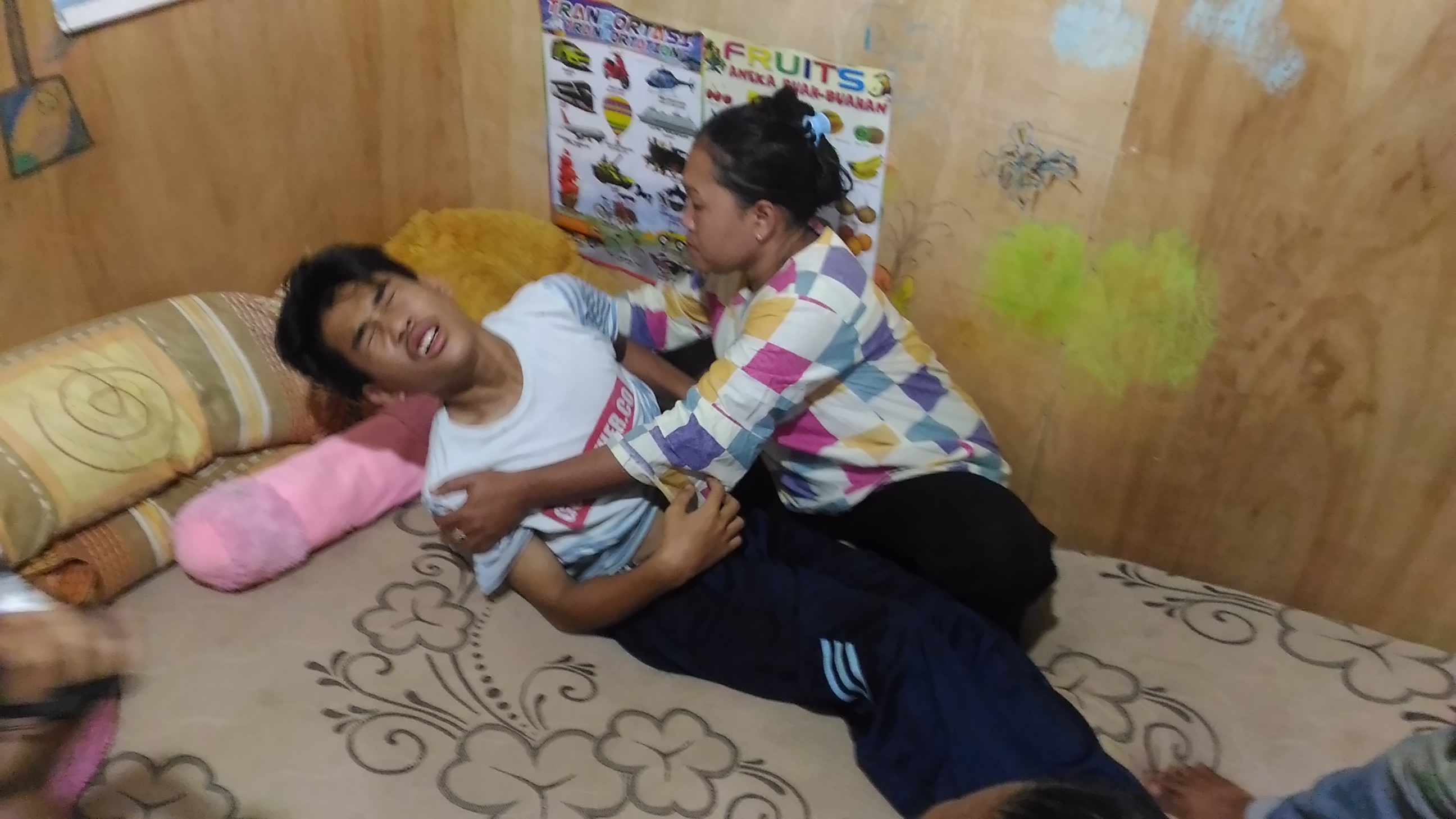 Pelajar Nyaris Tewas Diinjak dan Dipukul Puluhan Pol PP hanya Gara-gara Cat Semprot