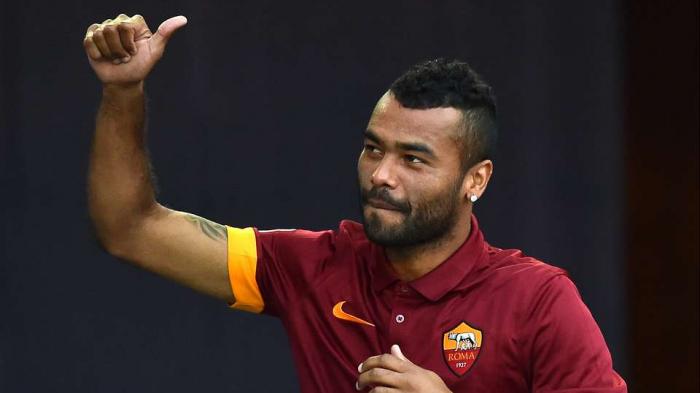 ashley-cole-roma_20150815_195011.jpg