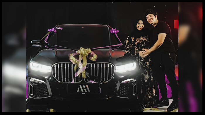 Atta Halilintar dan Aurel Hermansyah Borong Kambing 23 Kambing, Ada Makna Dibaliknya