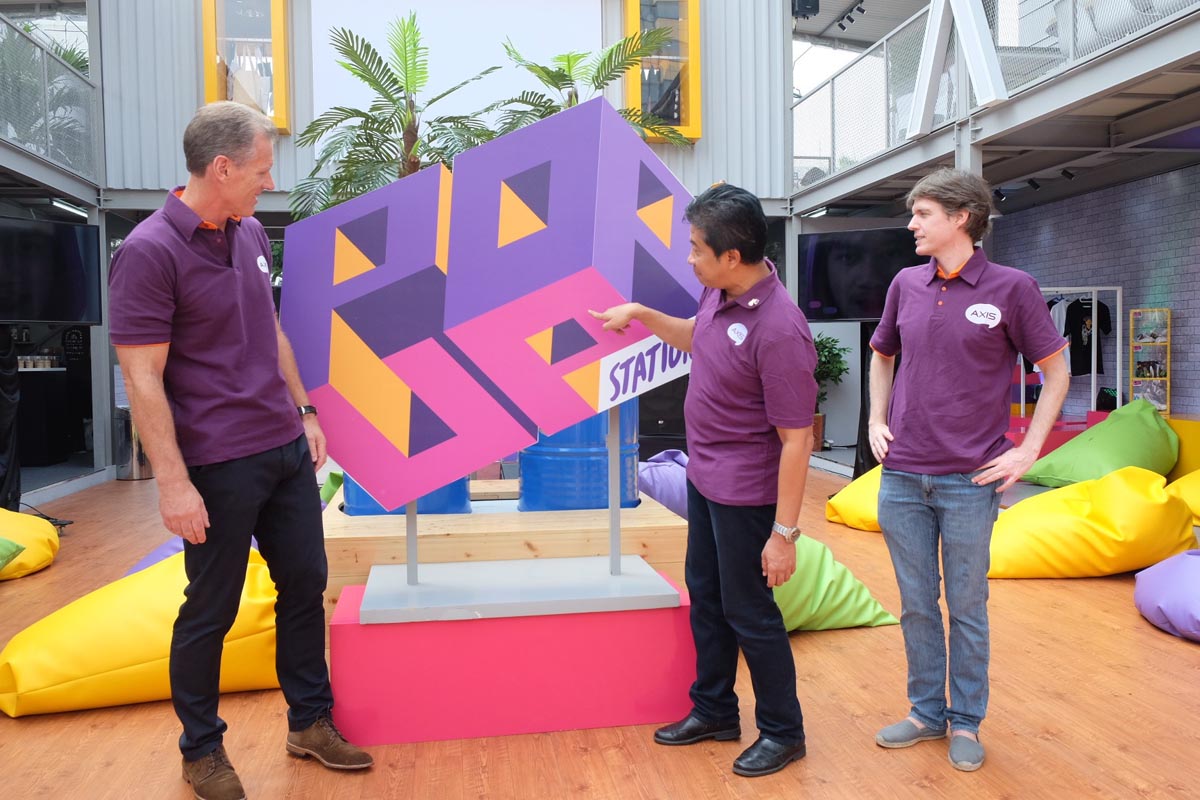 AXIS Gelar AXIS Pop-Up Station di 9 Kota