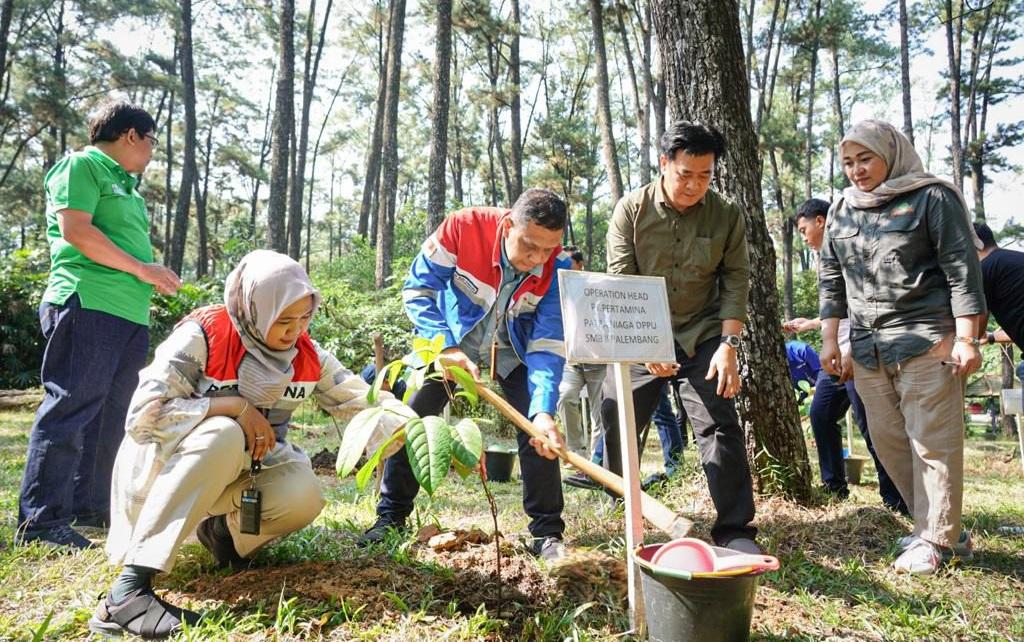 bPertamina-turut-mengupayakan-pelestarian1.jpgmomen-HKAN456.jpgmomen-HKAN32.jpg