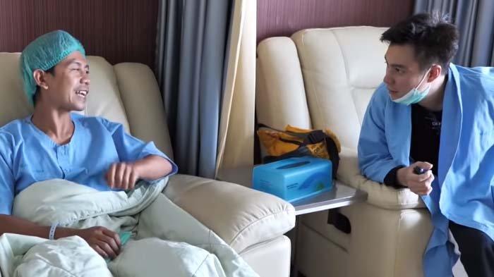 Baim Wong Tolong Tukang Bapau yang Sudah 50 Tahun Rabun, 'Makasih Banyak Bosque'