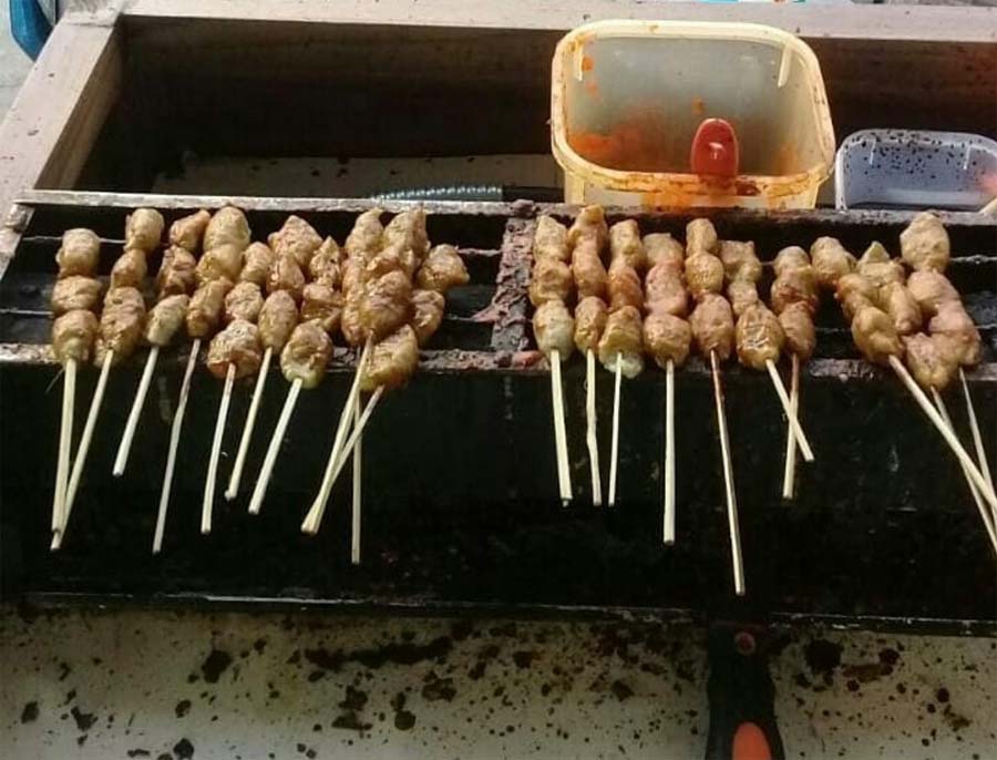 Bakso Bakar Unila, Dimakan Pakai Kuah Atau Dicocol Sambal Pedas Sama Enaknya