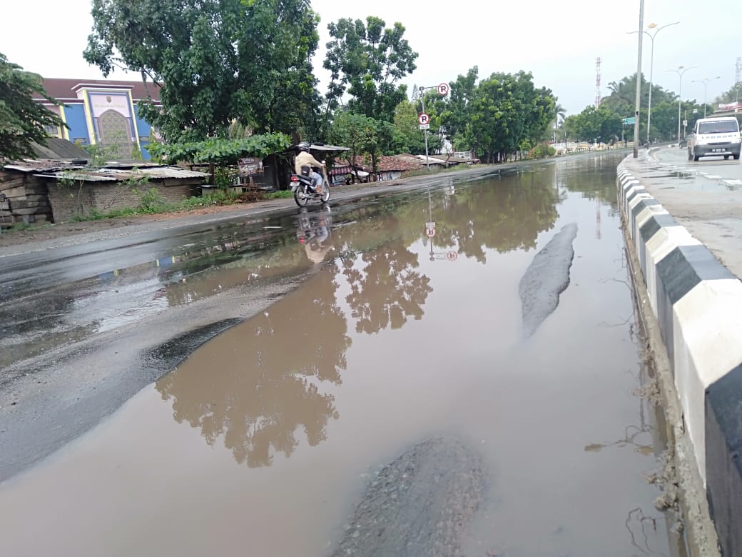 banjir-di-bypass-rajabasa-1.jpg