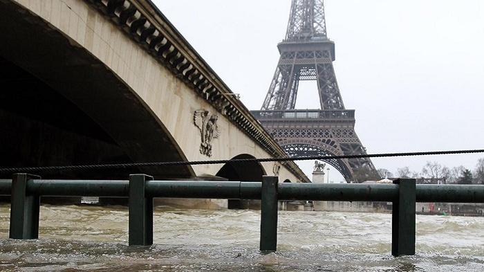 Seminggu Jelang Piala Eropa 2016, Perancis Diterjang Banjir
