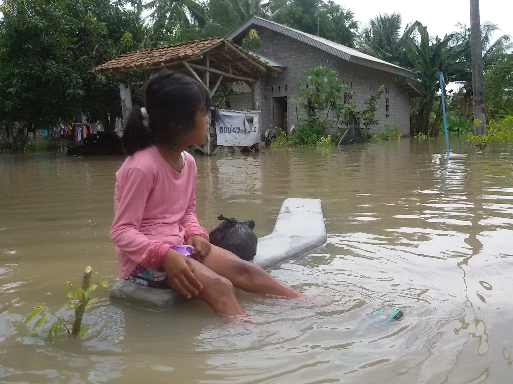 banjir-sragi_20180311_111450.jpg