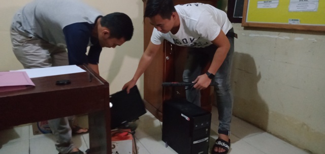 barang-bukti-komputer-stabilizer-dan-printer-aset-smp-3-buyut-udik.jpg