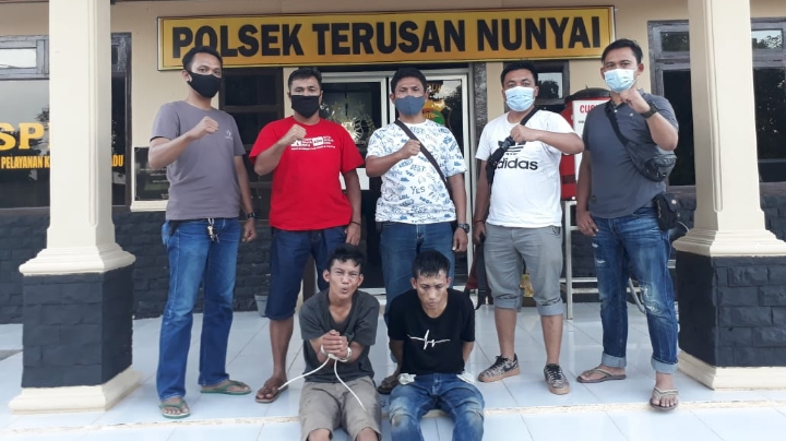 Tak Berdaya, Sopir Pikap Dianiaya 2 Begal Sadis di Depan Pintu Tol Terusan Nunyai