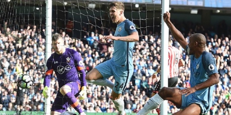 bek-manchester-city-john-stones_20161023_230310.jpg