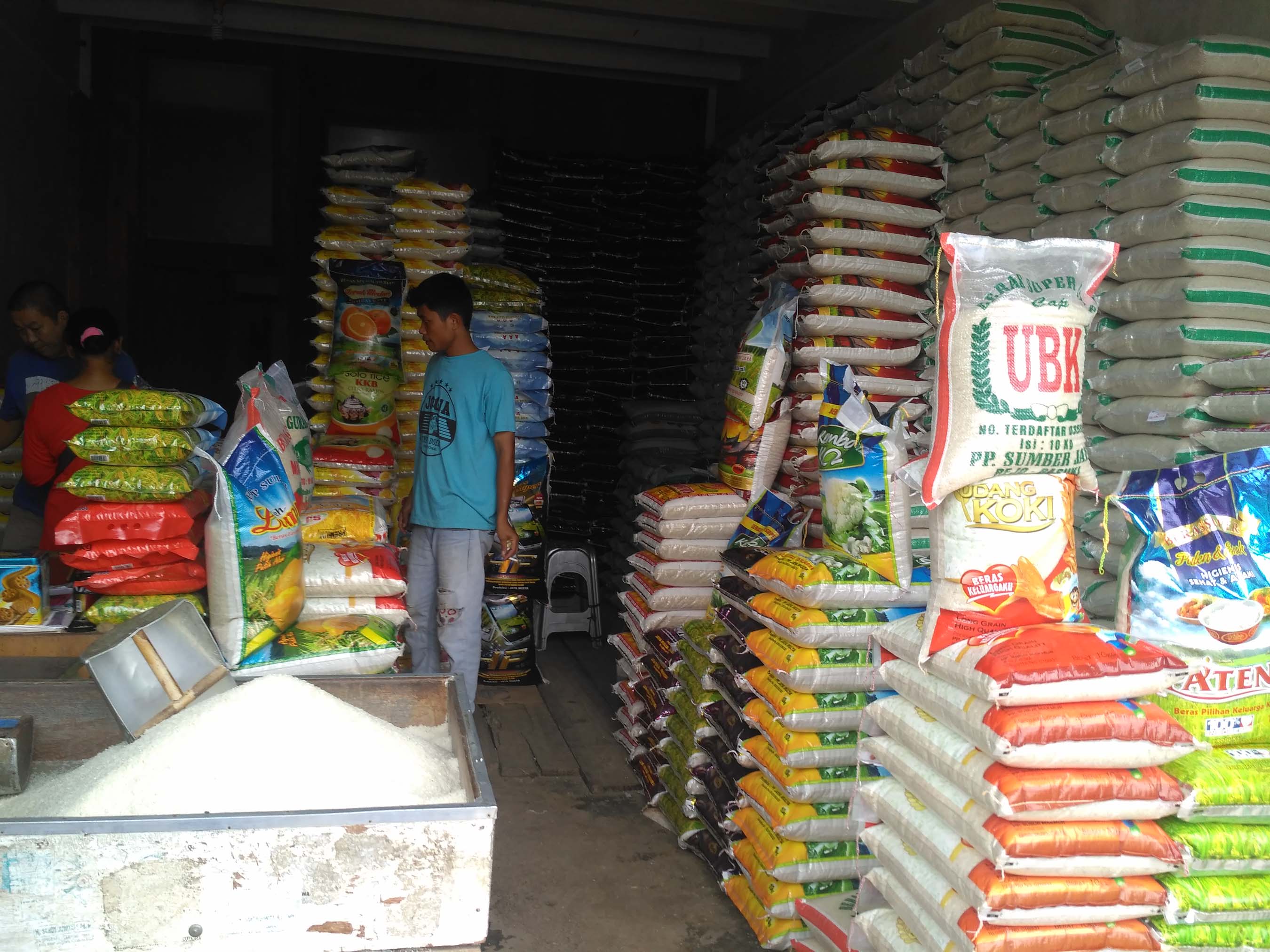 Beli Sembako Kini Dibatasi, Polisi Berlakukan Pembatasan Mulai Hari Ini