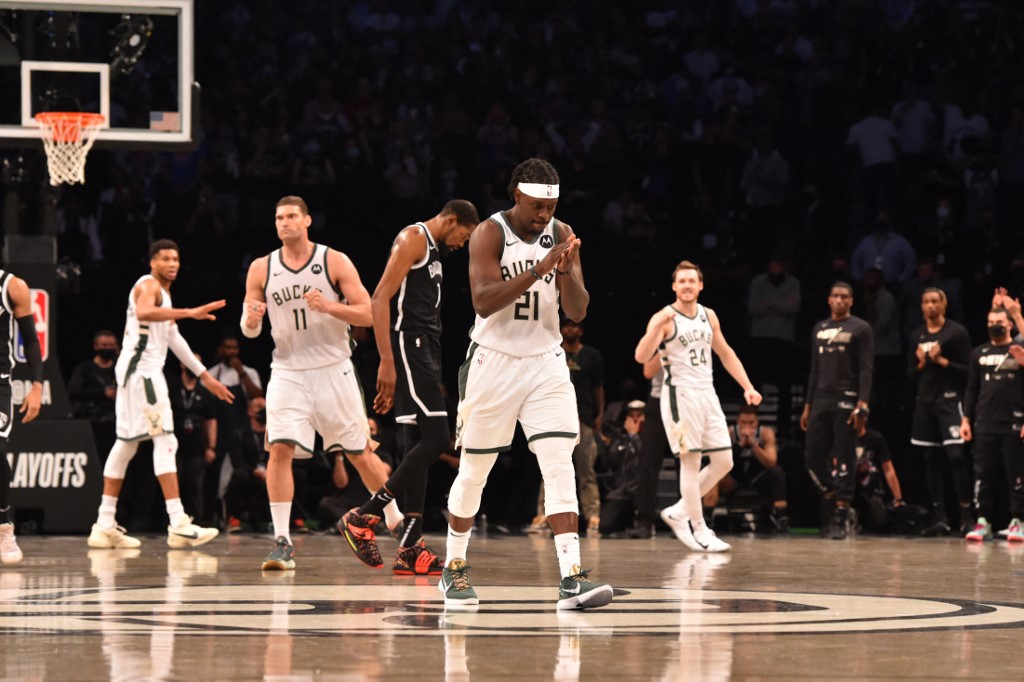 Link Live Streaming Final Playoff NBA 2021 Bucks vs Hawks Masih Berlangsung