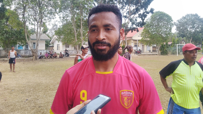 berita-perseru-badak-lampung-fc-terbaru-ini-alasan-adik-titus-bonai-hengkang-dari-psis-semarang.jpg