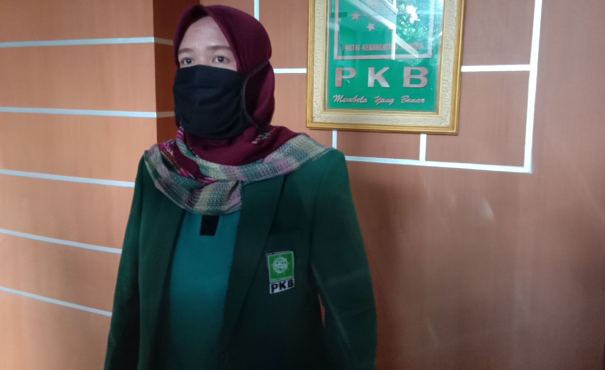 bersama-kherlani-erlina-siap-jadi-nomor-2-di-pilkada-pesisir-barat-2020.jpg