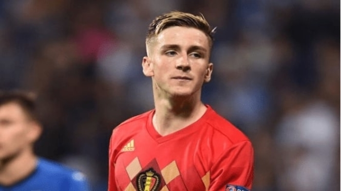 biodata-alexis-saelemaekers-pemain-muda-timnas-belgia-dalam-ajang-euro-2020.jpg
