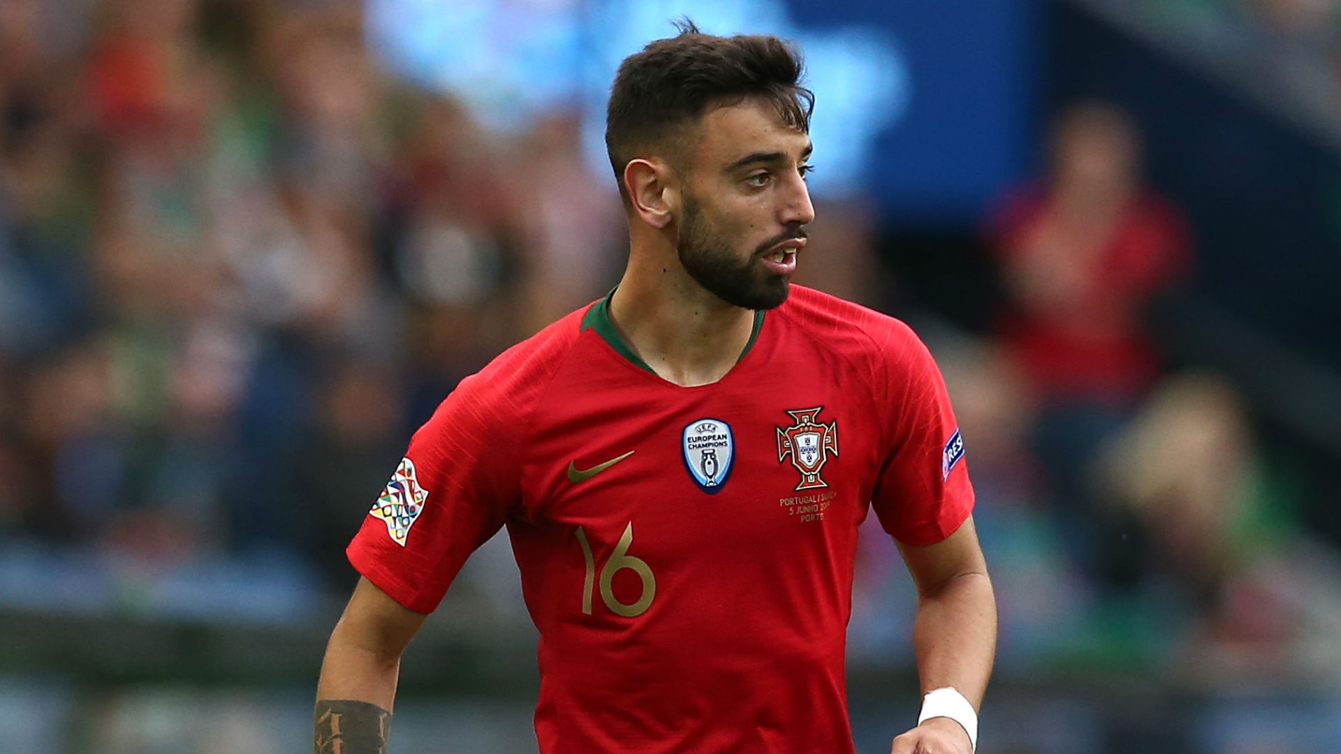 biodata-pemain-portugal-bruno-fernandes-di-euro-2020.jpg